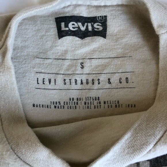 RARE COLOR Levi’s logo classic tee shirt - Picture 2 of 2